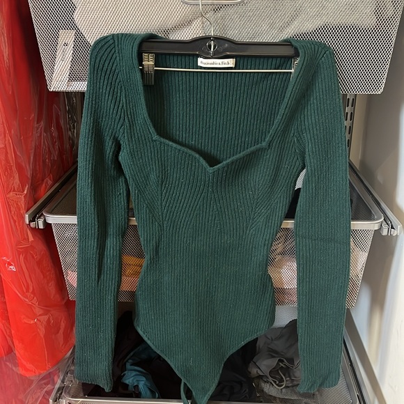Abercrombie - long sleeve sweater bodysuit in green size small NEVER WORN - Picture 1 of 4